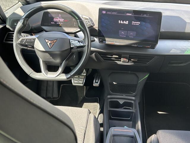 Cupra Born Business One 62 kWh | SoH 94,9% | Navigatie | Camera | Verwarmbare Voorstoelen |