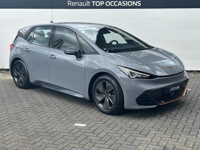 Cupra Born Business One 62 kWh | SoH 94,9% | Navigatie | Camera | Verwarmbare Voorstoelen |