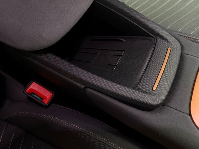 Cupra Born CUPRA Born 546 km Limited 84 kw Adaptive cruise control, Achteruitrijcamera,Head-up