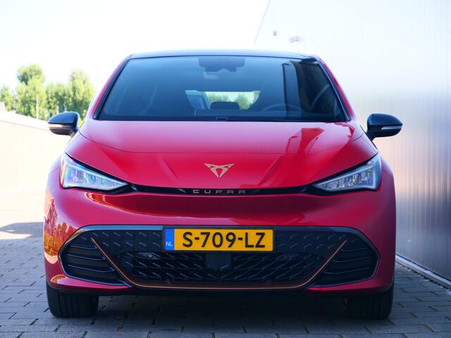 Cupra Born Copper Edition One 62 kWh 204 Pk Automaat Navi / DAB / Apple Carplay / Camera / SOH 93,7%