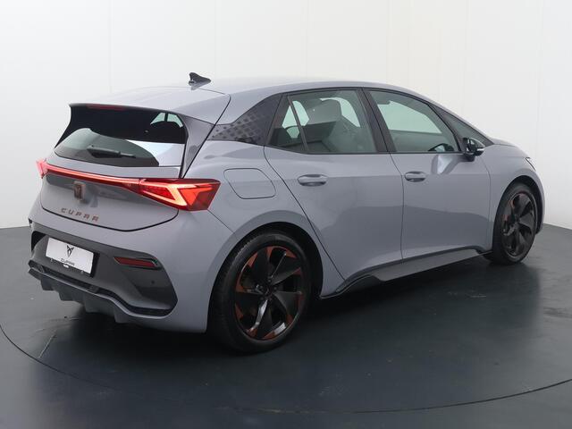 Cupra Born Impulse 62 kWh | 204 PK | SoH % | Adaptive Cruise Control | Achteruitrijcamera | Beats audio | LED verlichting | Navigatiesysteem | Sfeerverlichting | Stuurverwarming | Apple Carplay / Android Auto |