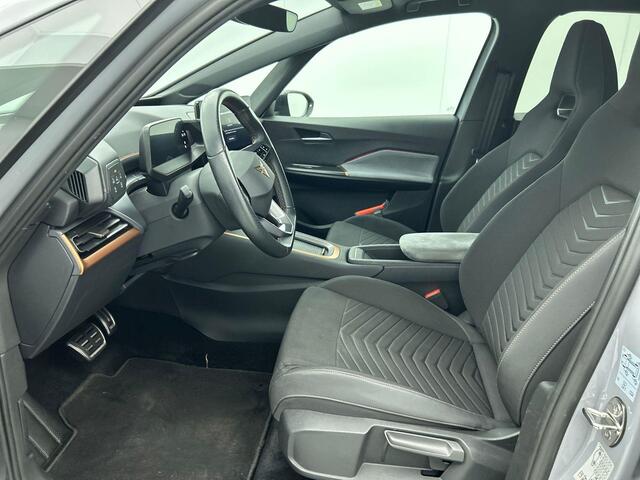 Cupra Born Business 62 kWh Automaat Navigatie Apple Carplay/ Android Auto Camera Parkeersensoren Adaptive Cruise Control Stoel- en stuurverwarming Full Led Climate Control Lichtmetalen velgen
