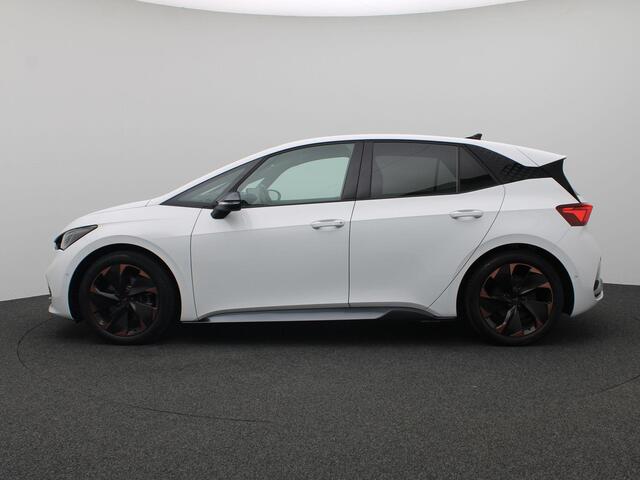 Cupra Born Adrenaline 62 kWh 204PK Aut. Warmtepomp, Achteruitrijcamera, Keyless, Stoel-Stuurverwarming, Navi, 19" LM velgen