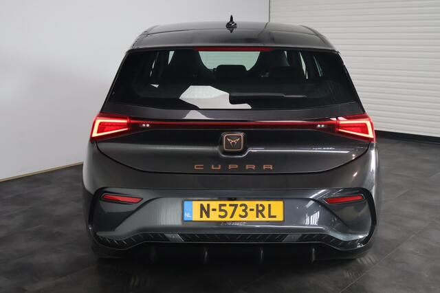 Cupra Born Business One 62 kWh | Stoel-/stuurverwarming | Carplay | ACC | Camera