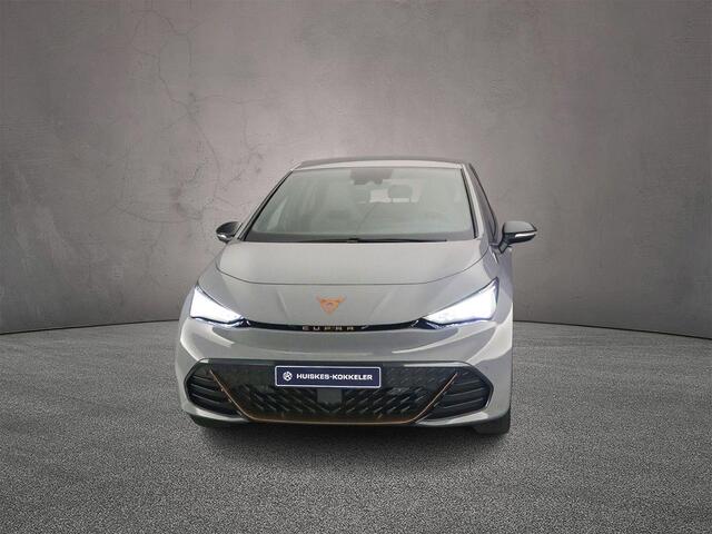 Cupra Born Adrenaline 62 kWh 204pk Automaat, Adaptive cruise control, 360 Camera, Stoelverwarming, Stuurverwarming, Side assist, Navigatie, App-connect, LED koplampen, Parkeersensoren