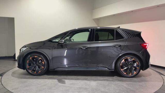Cupra Born Adrenaline One 62 kWh | ACC | Keyless | Stoelen & stuur verwarmd