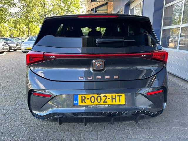 Cupra Born Adrenaline One 62 kWh, Stuur/stoel verwarming, Camera, Carplay, ALL IN prijs!