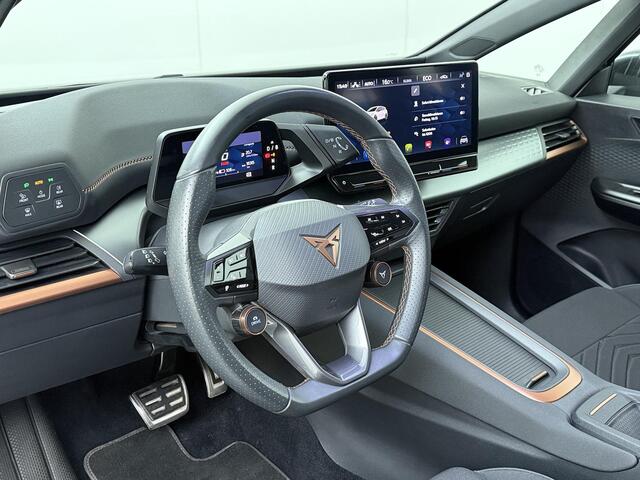 Cupra Born eBoost 62 kWh | 231 PK | SoH 93% | Adaptive Cruise Control | Achteruitrijcamera | Keyless Entry | LED verlichting | Draadloze telefoonlader | Navigatiesysteem | Sfeerverlichting | Parkeersensoren | Stuur- en Stuurverwarming | Apple Carplay / Android Auto |