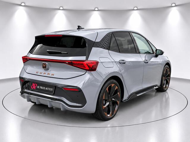 Cupra Born Business 62 kWh Camera ACC Stoel en stuurverwarming elk. Verstelbare voorstoelen Beats Sound