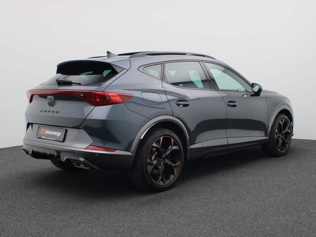 Cupra Formentor 1.4 e-Hybrid VZ Performance 245PK DSG achteruitrijcamera, stuur-stoelverwarming, panoramadak, doedehoekassistent, adaptieve cruise, virtual pedal, 19" lichtmetaal