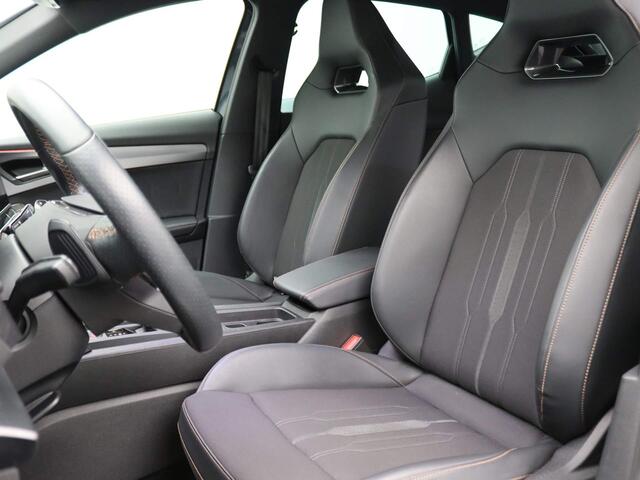 Cupra Formentor 1.4 e-Hybrid VZ Performance 245PK DSG achteruitrijcamera, stuur-stoelverwarming, panoramadak, doedehoekassistent, adaptieve cruise, virtual pedal, 19" lichtmetaal