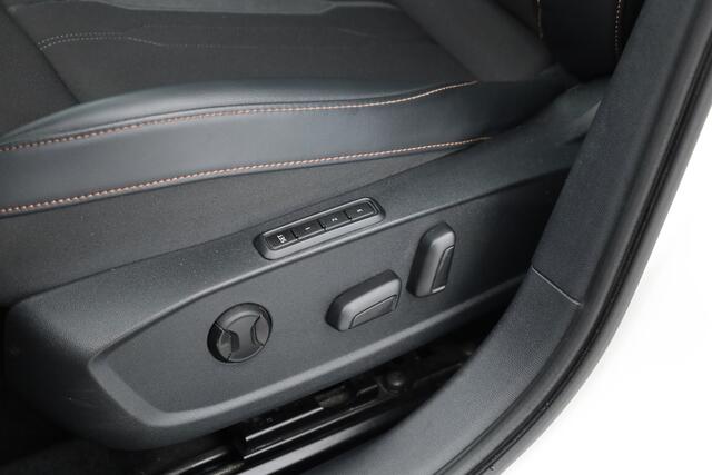 Cupra Formentor 1.4 e-Hybrid | Pano | Camera | Memory Seat | Travel Assist | Navi