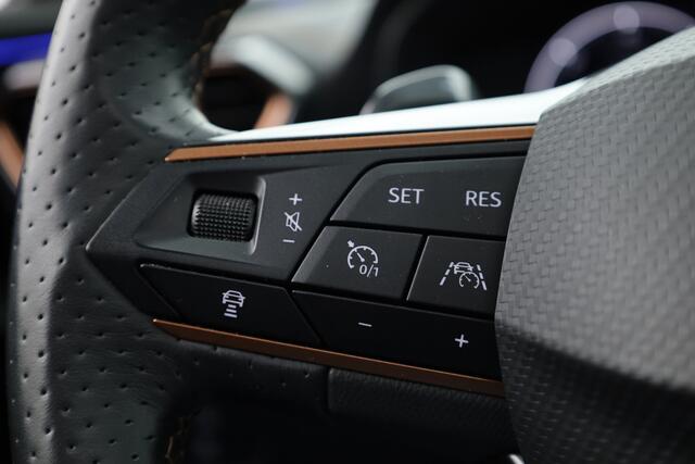 Cupra Formentor 1.4 e-Hybrid | Pano | Camera | Memory Seat | Travel Assist | Navi