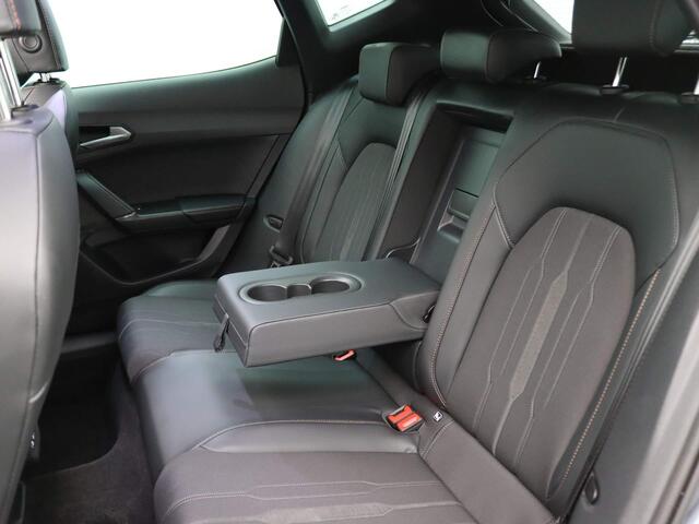 Cupra Formentor 1.4 e-Hybrid Business 204PK DSG full led, adpative cruise, keyless, lane assist, stuur-stoelverwarming, schuif-kanteldak, 18" lichtmetaal