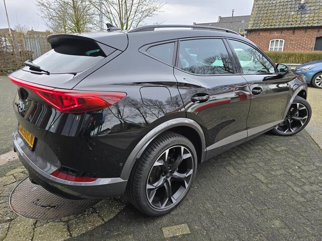 Cupra Formentor 2.0 TSI 4DRIVE 190 pk,1e eigenaar,nieuwstaat.
