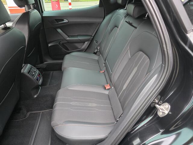 Cupra Formentor 2.0 TSI 4DRIVE 190 pk,1e eigenaar,nieuwstaat.