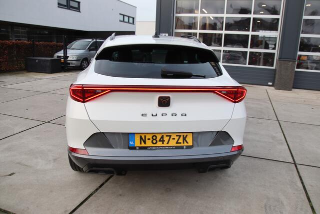 Cupra Formentor 1.5 TSI DSG Business ed. Camera, Carplay, Stoel/stuur vw, Nieuwjaar actie!