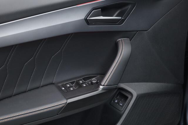 Cupra Formentor 1.4 e-Hybrid VZ Performance | Navi | Camera | Elek. Trekhaak | Stoel- Stuurverw. | Mat grijs