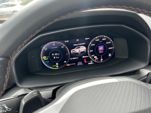 Cupra Formentor 1.4 e-Hybrid Performance VZ 245 PK f1 stuur Bj 2021 Km 63.000 Nap 1e eigen