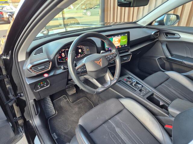 Cupra Formentor 1.4 e-Hybrid Business | Keyless | LED | Navi