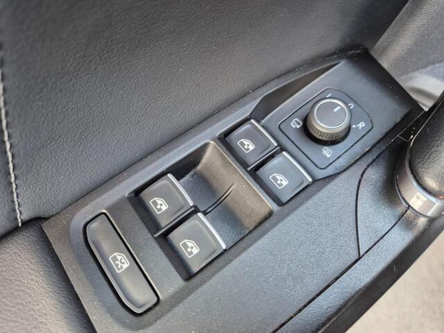 Cupra Formentor 1.4 e-Hybrid Business | Keyless | LED | Navi