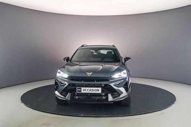 Cupra Formentor Business 1.5 TSI eHybrid 204pk DSG Automaat Adaptive cruise control, Elektrische achterklep, Navigatie, Achteruitrijcamera, LED matrix koplampen, Stuurwiel verwarmd