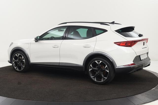 Cupra Formentor 1.4 e-Hybrid | Carplay | Leder | Stoel & stuurverwarming | Adaptive cruise | Camera | Keyless | Sfeerverlichting | Memory | Navigatie | PHEV