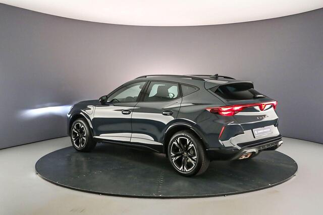 Cupra Formentor Business 1.5 TSI eHybrid 204pk DSG Automaat Adaptive cruise control, Elektrische achterklep, Achteruitrijcamera, LED verlichting, Stuurwiel verwarmd, Parkeersensoren