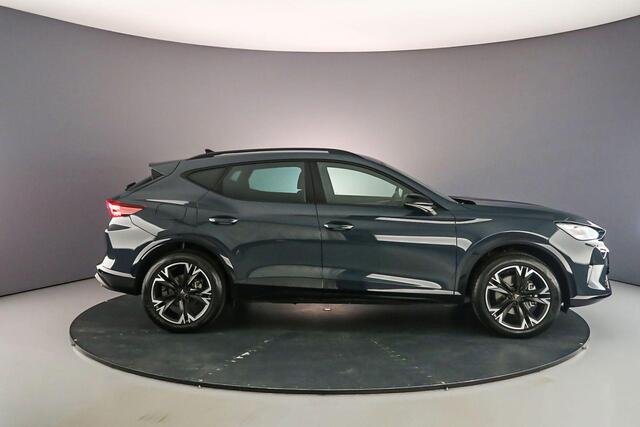 Cupra Formentor Business 1.5 TSI eHybrid 204pk DSG Automaat Adaptive cruise control, Elektrische achterklep, Achteruitrijcamera, LED verlichting, Stuurwiel verwarmd, Parkeersensoren
