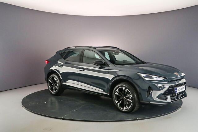 Cupra Formentor Business 1.5 TSI eHybrid 204pk DSG Automaat Adaptive cruise control, Elektrische achterklep, Achteruitrijcamera, LED verlichting, Stuurwiel verwarmd, Parkeersensoren