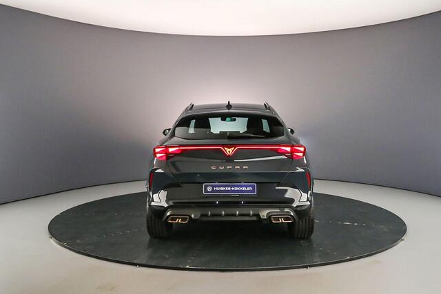 Cupra Formentor Business 1.5 TSI eHybrid 204pk DSG Automaat Adaptive cruise control, Elektrische achterklep, Achteruitrijcamera, LED verlichting, Stuurwiel verwarmd, Parkeersensoren