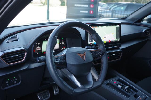 Cupra Formentor 1.4 VZ e-Hybrid 245 PK Adrenaline, Kuipstoelen, Memory, Camera