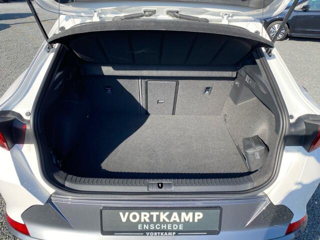 Cupra Formentor 1.4 TSI VZ E-HYBRID PANO-DAK/LEDER/MATRIX/CAMERA/SPORT-STUUR
