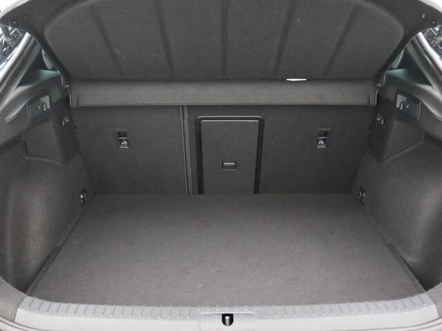 Cupra Formentor 1.4 e-Hybrid Performance 204PK DSG full led, schuif-kanteldak, adaptive cruise, achteruitrijcamera, side assist, keyless, stuur-stoelverwarming, 19" lichtmetaal