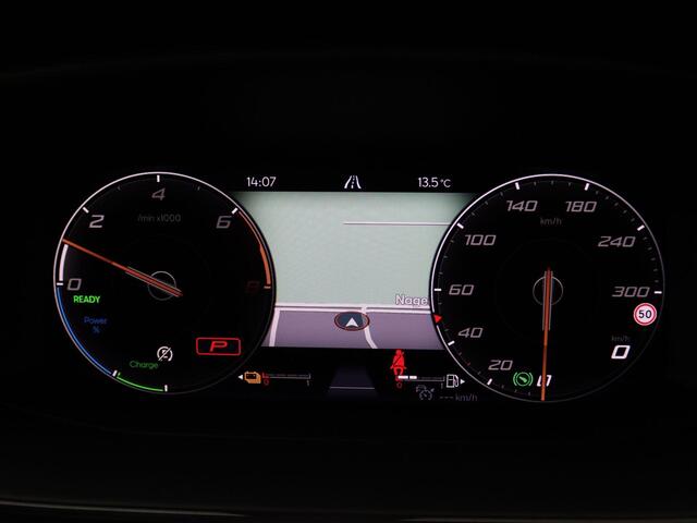 Cupra Formentor 1.4 e-Hybrid VZ Performance 245PK DSG full led, panoramadak, adaptive cruise met travel assist, side assist, achteruitrijcamera, elek. verstelbare voorstoel, virtual pedal, keyless, 19" lichtmetaal