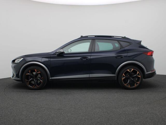 Cupra Formentor 1.4 e-Hybrid VZ Performance full led, adaptive cruise, side assist, achteruitrijcamera, schuif-kantdeldak, stuur-stoelverwarming, elek. bedienbare achterklep, keyless, 19" lichtmetaal