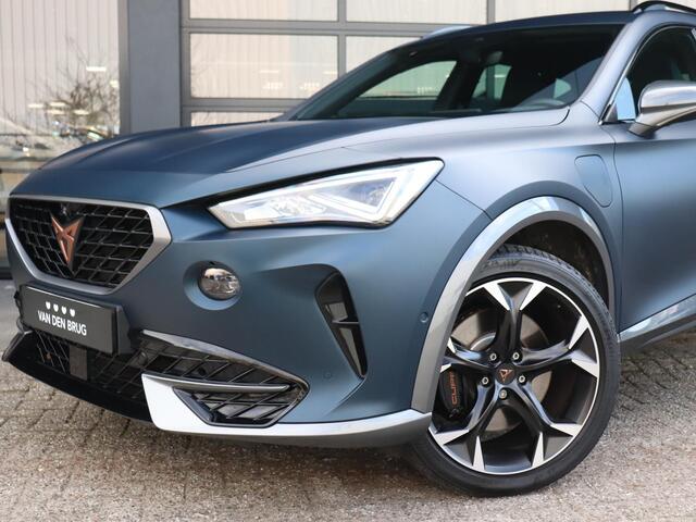 Cupra Formentor 1.4 TSI e-Hybrid 245pk VZ | Elektr. bestuurdersstoel incl. geheugen | Lederen bekleding | Stoel- & stuurwielverwarming | 360gr. camera |