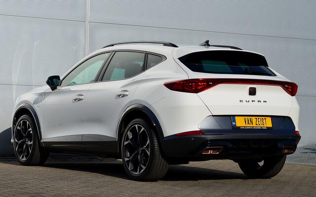Cupra Formentor 1.4 E-HYBRID BUSINESS | PLUG IN HYBRID | 19'' LICHTMETAAL | WINTERPAKKET | ALL IN RIJKLAARPRIJS