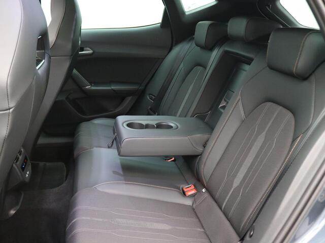 Cupra Formentor 1.4 e-Hybrid VZ Performance 245 PK DSG supersport stuur, elektrische achterklep, dodehoeksensor, panoramadak, achtuitrijcamera, navigatie, stoelverwarming