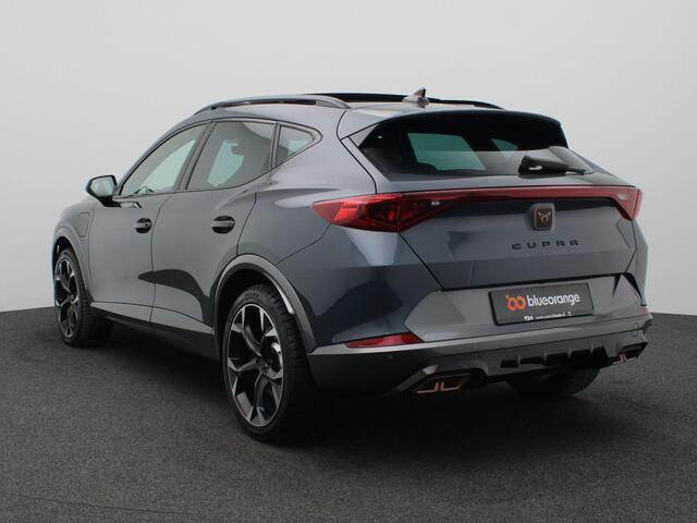 Cupra Formentor 1.4 e-Hybrid VZ Performance 245 PK DSG supersport stuur, elektrische achterklep, dodehoeksensor, panoramadak, achtuitrijcamera, navigatie, stoelverwarming