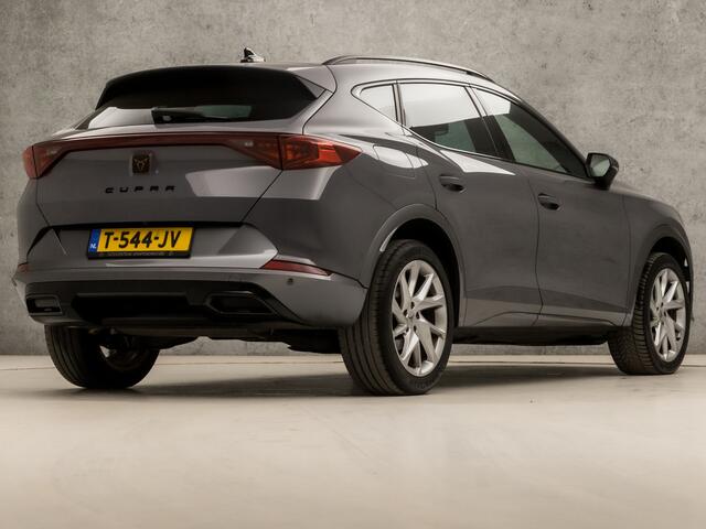 Cupra Formentor 1.5 TSI Sport 150Pk Automaat (APPLE CARPLAY, GROOT NAVI, SFEERVERLICHTING, LEDER, CAMERA, SPORTSTOELEN, STUUR/STOELVERWARMING, KEYLESS, ADAPTIVE CRUISE, NIEUWSTAAT)