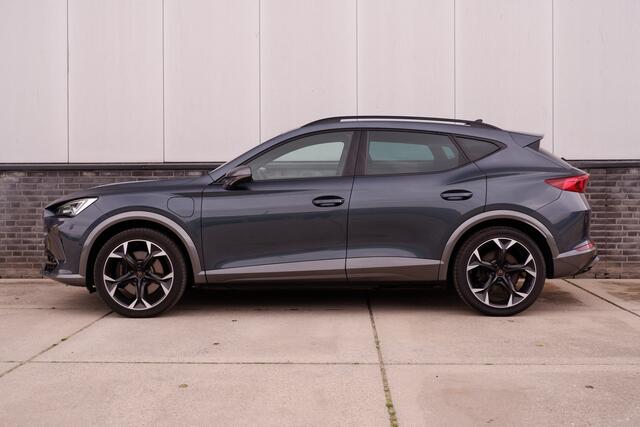 Cupra Formentor 1.4 e-Hybrid VZ Performance Elek. Trekhaak | Camera | LED | Navi | Sfeerverl. Carplay | Blind Spot