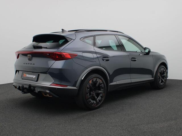 Cupra Formentor 1.4 e-Hybrid VZ Performance 245PK DSG full led, trekhaak, adaptive cruise met travel assist, side assist, schuif-kanteldak, elek. bedienbare achterklep, achteruitrijcamera, keyless, alarm, 19" lichtmetaal