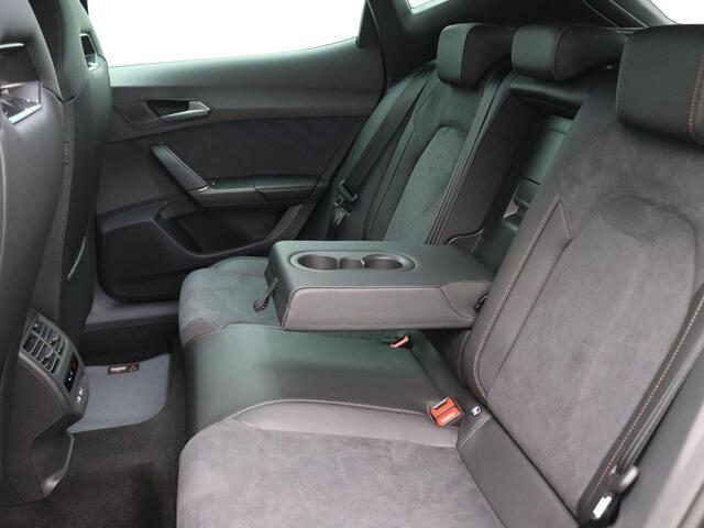 Cupra Formentor 1.5 TSI e-Hybrid VZ Performance 272PK DSG matrix led, adaptive cruise, side assist, Sennheiser audio, achteruitrijcamera, keyless, elek. bedienbare achterklep, stuur-stoelverwarming, alarm, 19" lichtmetaal