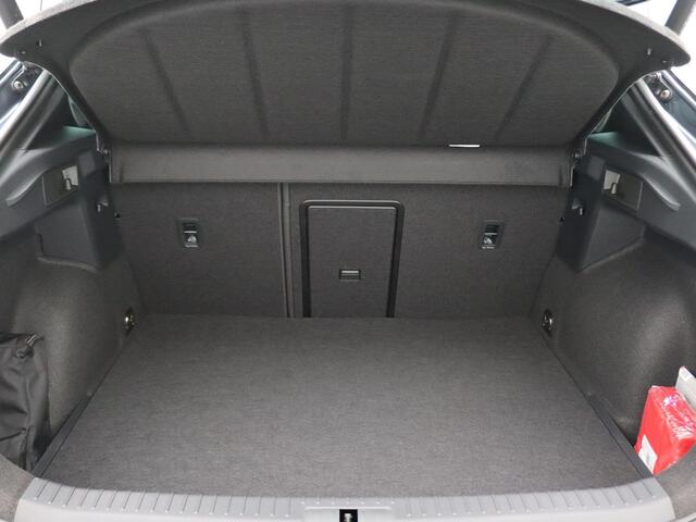 Cupra Formentor 1.5 TSI e-Hybrid VZ Performance 272PK DSG matrix led, adaptive cruise, side assist, Sennheiser audio, achteruitrijcamera, keyless, elek. bedienbare achterklep, stuur-stoelverwarming, alarm, 19" lichtmetaal