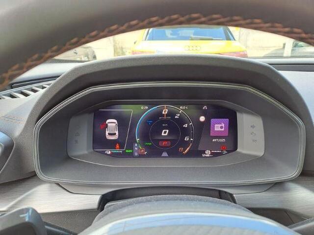 Cupra Formentor 1.4 e-Hybrid VZ Copper Edition 244pk | Panoramadak | Adaptieve Cruise | Matrix Led | Stoelverwarming