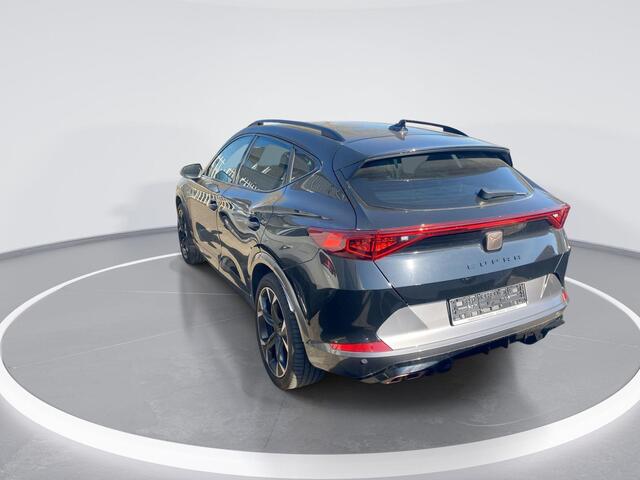 Cupra Formentor 1.4 e-Hybrid VZ Performance · Navigatie · Camera + parkeersensoren · Side Assist ·