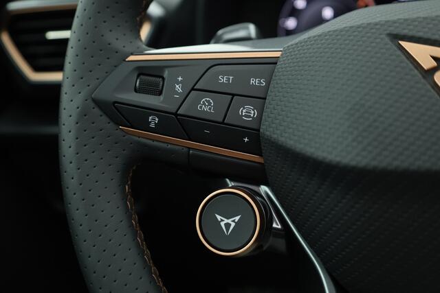 Cupra Formentor 1.5 TSI e-Hybrid ''Nieuw model'' | 120km WLTP | Pano | 360cam | Travel Assist | Navi | Keyless