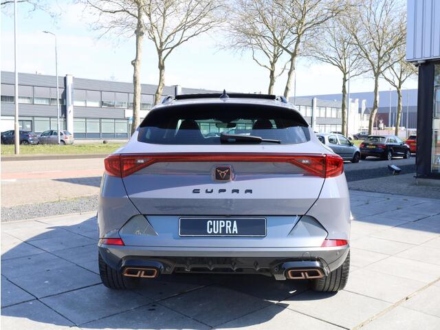 Cupra Formentor 1.4 e-Hybrid PHEV 245PK | Panodak | Vol Leer | 360°Camera | Keyless | Memory | Elektrische kofferklep | 19"Inch |