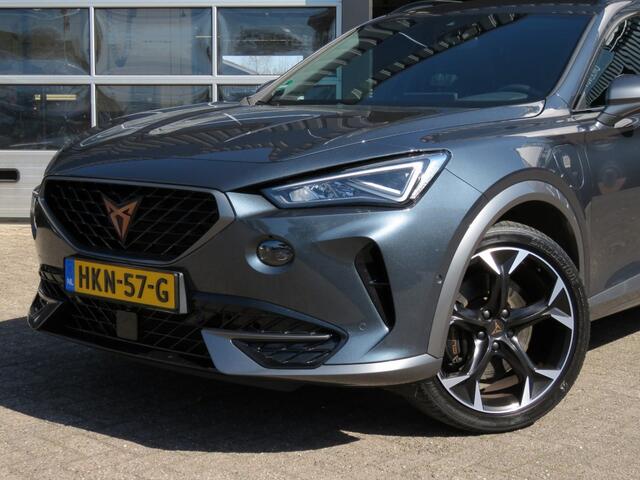 Cupra Formentor 1.4 245PK E-HYB VZ ED. / 19 Inch / Sportstoelen / Stoel+stuurver